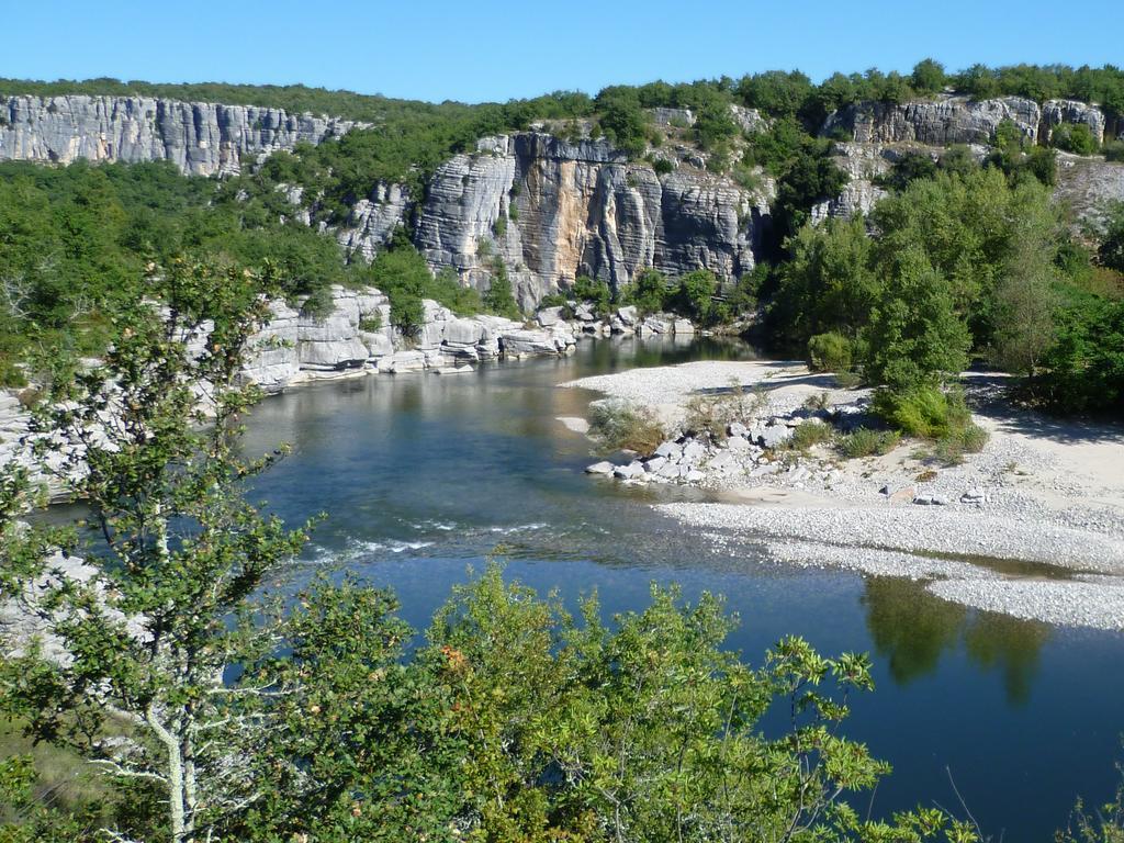 Camping Le Coin Charmant Chauzon エクステリア 写真